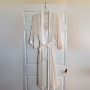 Penoir set. Gown and sheer coverup. Large. Pre owned.